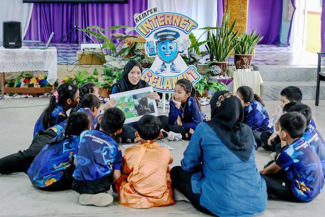 kempen internet selamat